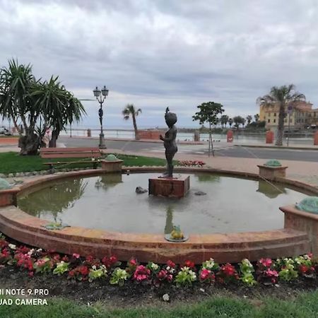 B&B Sunny House Ventimiglia Esterno foto